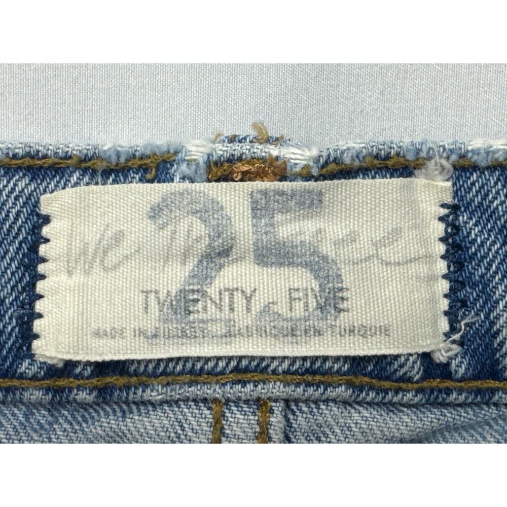 We the Free Women's Distressed Crop Straight Blue Jeans - Size 25 (27x25.5) - Picture 4 of 6